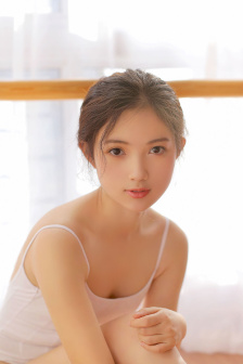 一天接待20个客人肚子会鼓吗